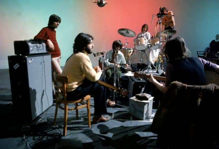 Do White Album em diante, os Beatles se tornaram a banda com visual extravagante