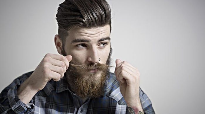 Cuide bem da sua barba para as festas juninas