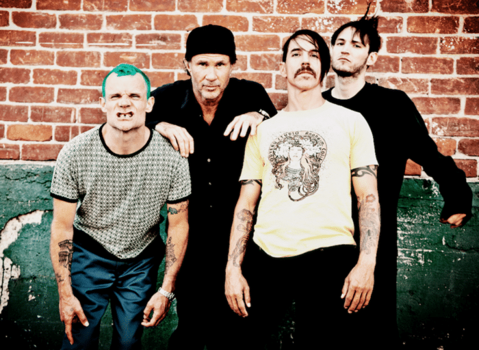 Red Hot Chili Peppers e suas maluquices estarão no Rock in Rio