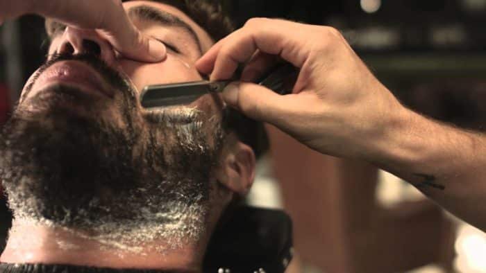Escolher as lâminas certas ajuda a Fazer a barba em casa