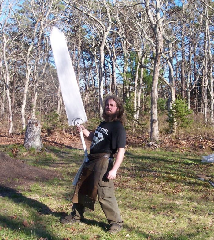 A monstruosa Dragonslayer é uma das maiores armas que Michaelcthulhu já fez