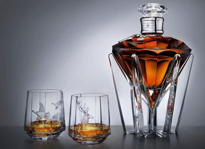Whisky Jubileu de Diamante, Que embalagem bonita para uma das Bebidas mais caras do mundo