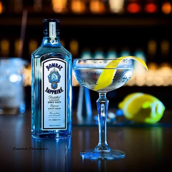 Gin Bombay Sapphire As Bebidas mais caras do mundo exalam riqueza e poder