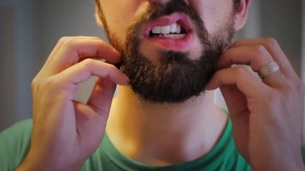 A regra das quatro semanas para ter uma barba grossa