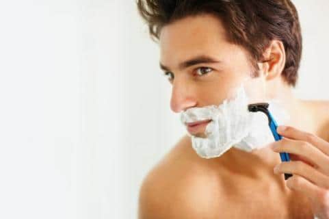 como raspar a barba