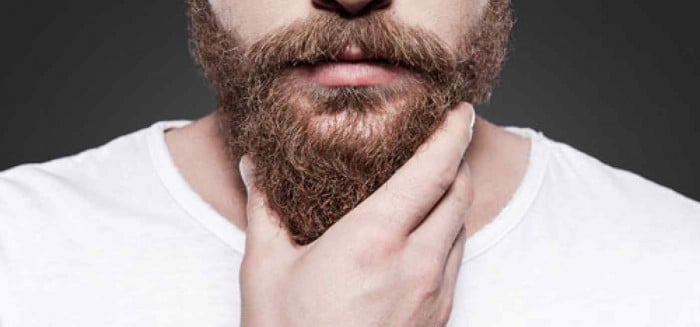 cultivar uma barba grossa não está ligada a fazer a barba constantemente