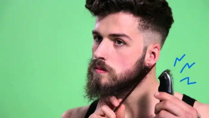 Se não tiver jeito, faça uma aparação na sua Barba Desigual