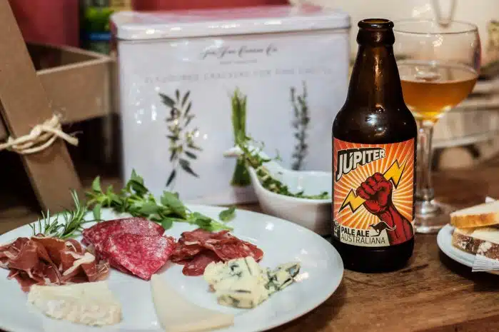 um embutido como salame ou mortadela podem ser uma combinção interessante com a cerveja no Café da Manhã