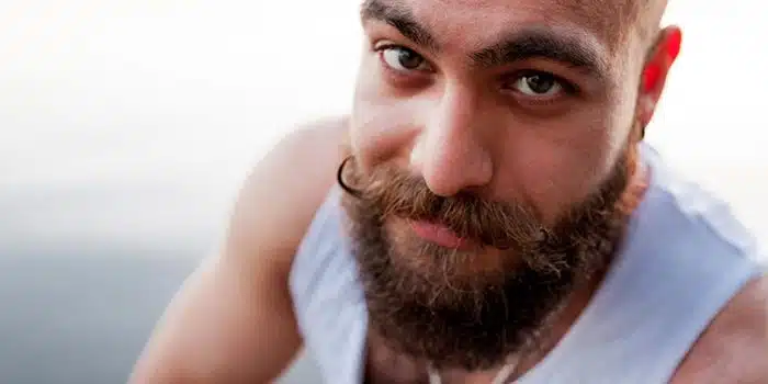 A grande mágica na barba mal feita é fazer um bom estilo