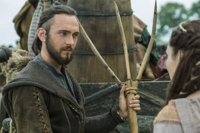 Athelstan é um personagenm curioso da Série Vikings