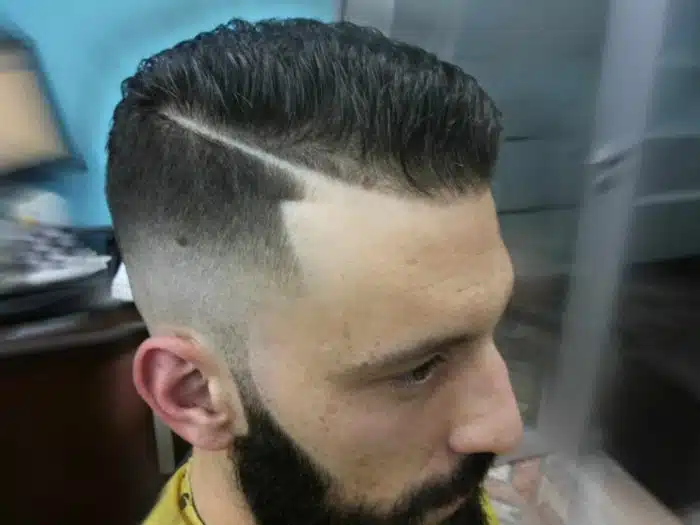 Estilizando o cabelo, você adquire visuais incríveis Estilizando o cabelo, você adquire visuais incríveis