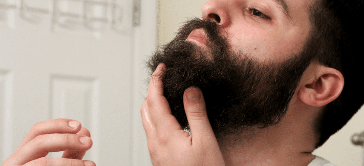 Uma das Mentiras sobre Barba mais conhecidas é quanto aos produtos. Você não pode usar qualquer coisa