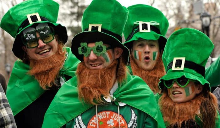 O St Patrick's Day é uma tradição tanto vinda da igreja como do folclore irlandes