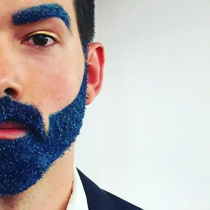 Barbas de Canetinha é uma das Fake Beards mais engraçadas Barbas de Canetinha é uma das Fake Beards mais engraçadas