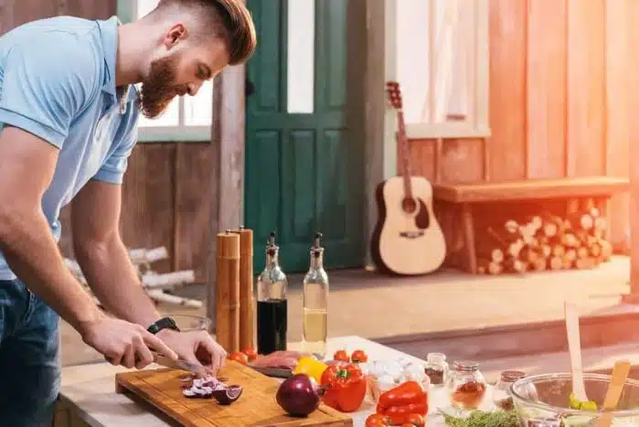 Saiba alguns cuidados que o chef de cozinha com barba precisa ter