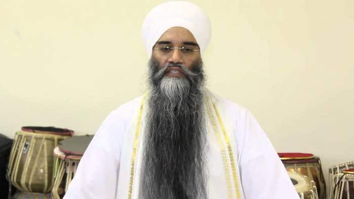 Sarwan é dono da maior barba do mundo, uma Estatística sobre barba curiosa