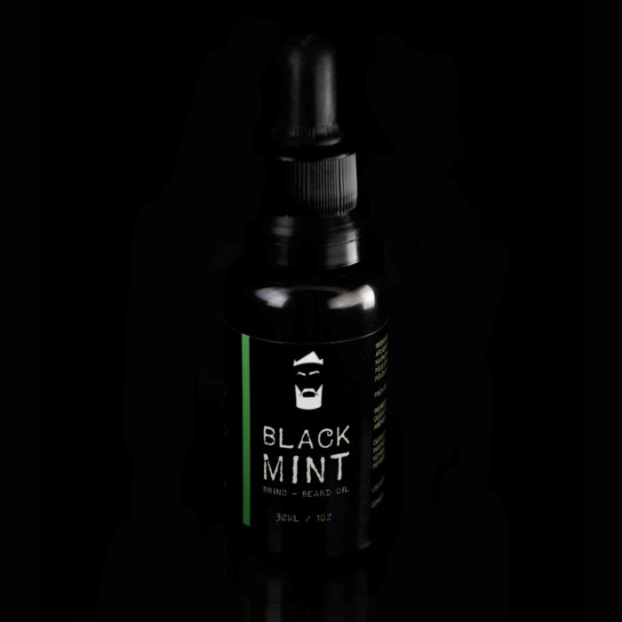 O óleo Black Mint é essencial entre os Produtos naturais para barba da beard brotherhood
