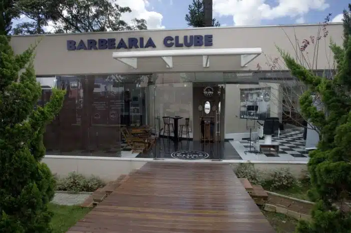A Barbearia Clube tem o grande diferencial em suas filiais