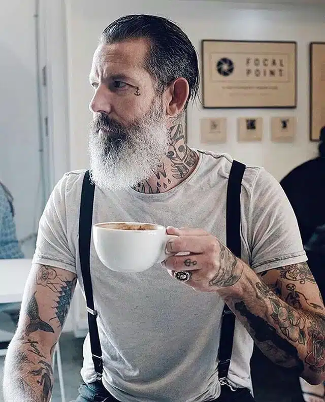 Com sua xícara de café em pleno Natal 2017, conte sobre seu novo visual