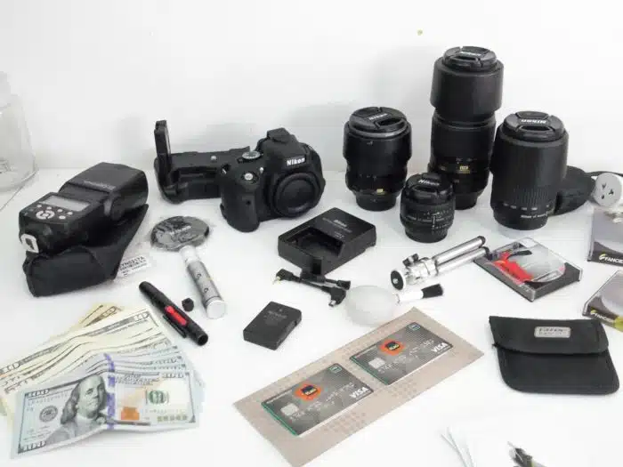 Equipamentos de tecnologia são importantes no Kit de Viagem