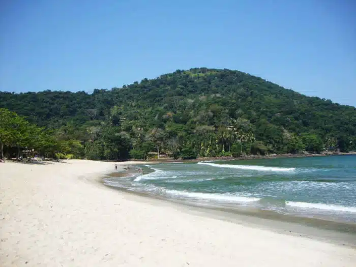As Praias Brasileiras se destacam pelas suas particularidades, veja essa do Sahy, por exemplo. As Praias Brasileiras se destacam pelas suas particularidades, veja essa do sahy, por exemplo.