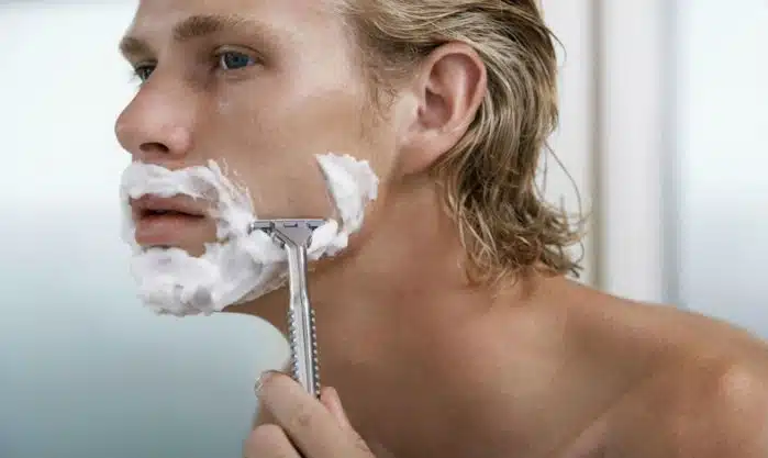 O que está faltando para sua barba ficar top? Talvez o barbeiro O que está faltando para sua barba ficar top? Talvez o barbeiro