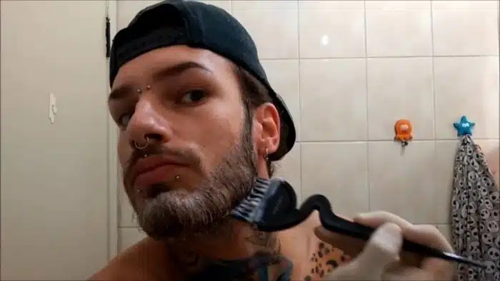 As tintas para barba são as mais famosas para Escurecer a barba