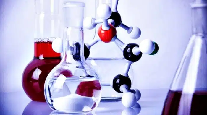 Dos Parabenos, Petrolatos e Sulfatos, os sulfatos possuem as maiores variações
