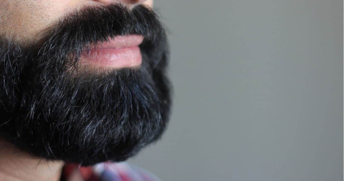 Saiba como escurecer a barba sem complicações! Leia aqui!