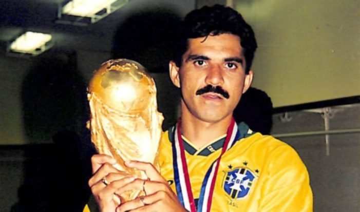 Ricardo Rocha é um membro muito importante na Seleção Brasileira de 1990 e 1994