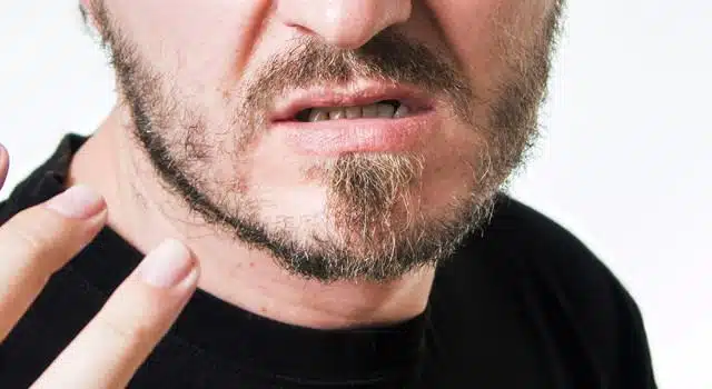 A barba falhada não vai ajudá-lo a Ficar mais bonito com a barba