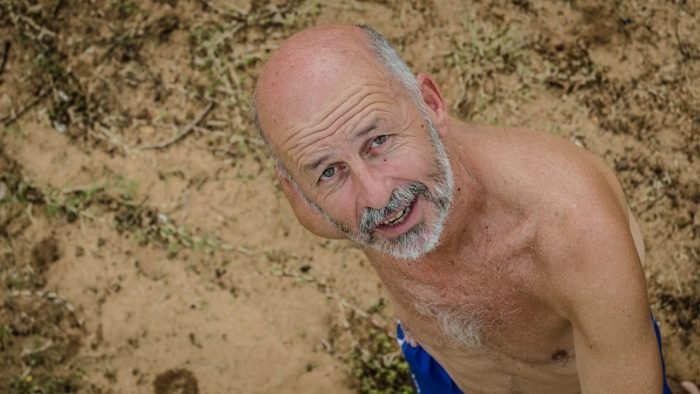 Curta bem Barba para ir a praia!