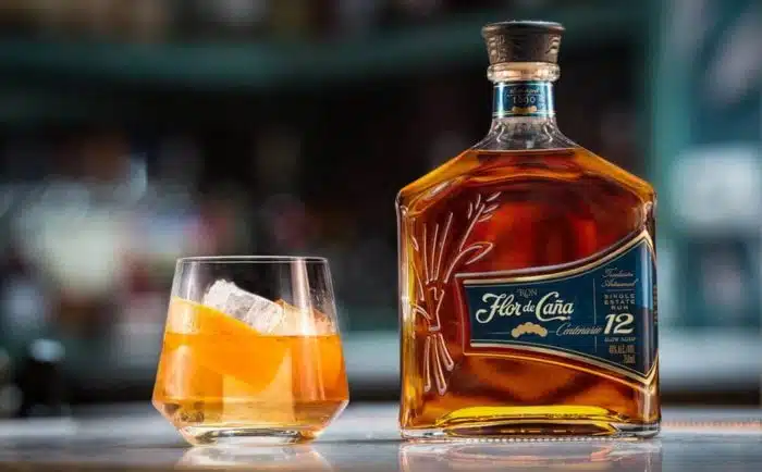 Rum é uma boa opção entre as Bebidas para sempre ter