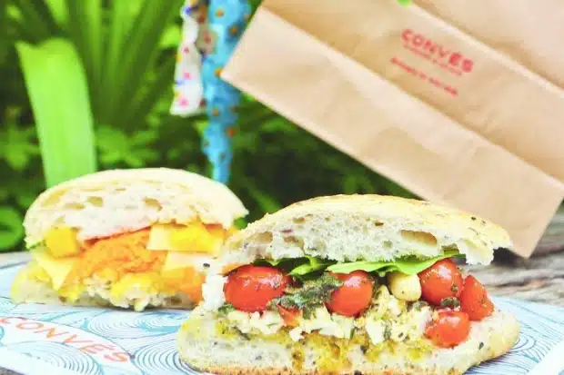 Ter um lanche leve ou fruta é importante para constar no seu Checklist Carnaval 2019