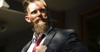 Guia do Barbudo 2019 - O que fazer com a barba e o estilo!