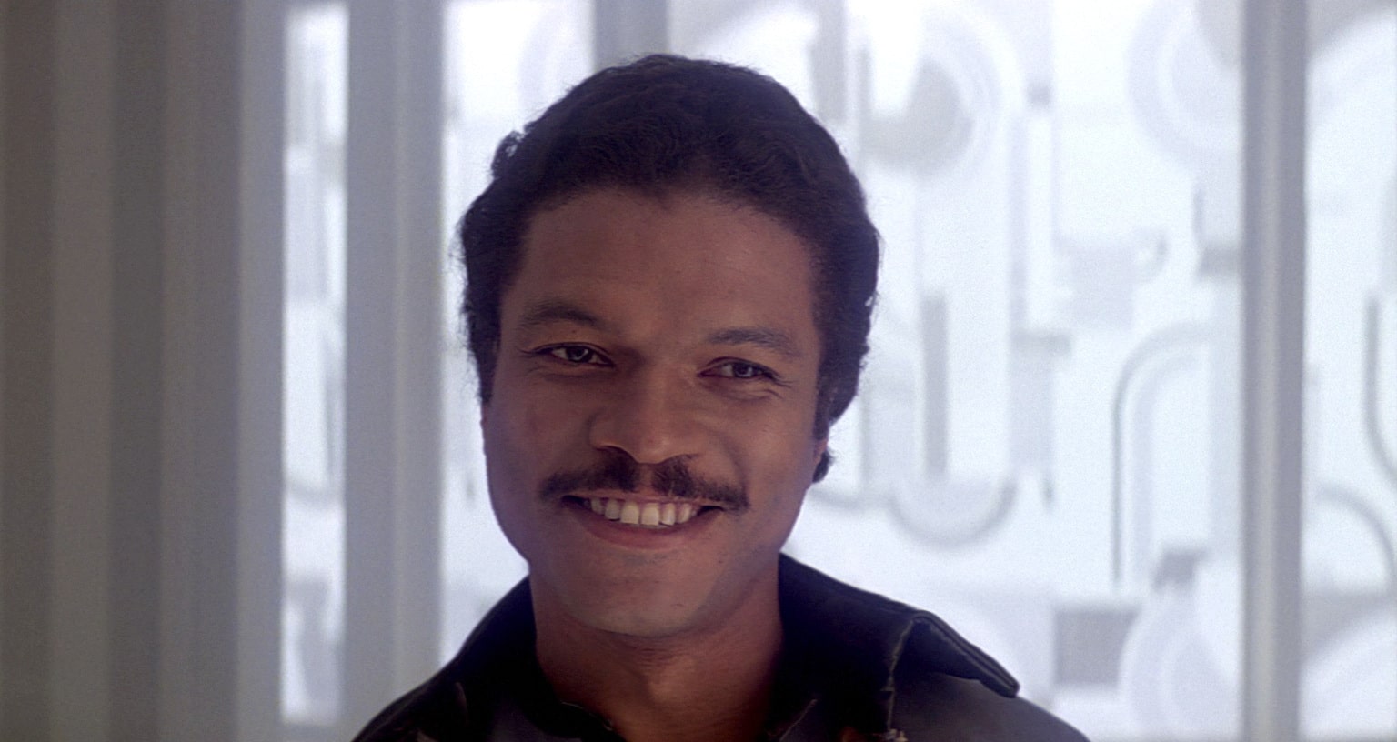Nothing but Lando Calrissian com esse bigode