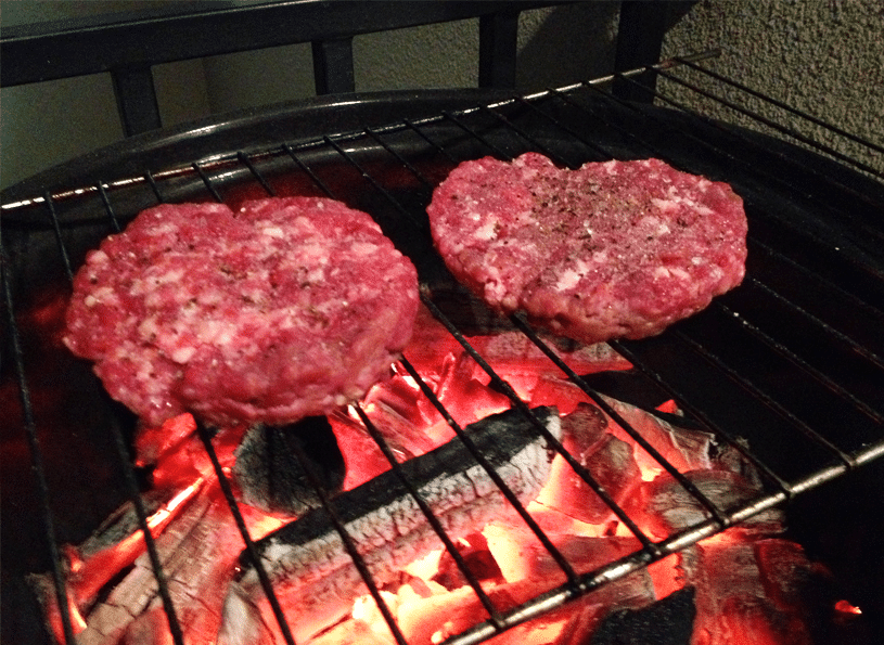 O hambúrguer artesanal deve ter um bom blend de carnes