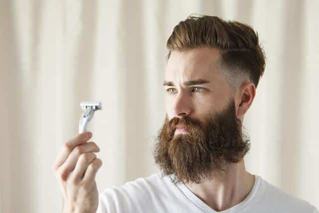 o duelo do barbudo e do barbeador