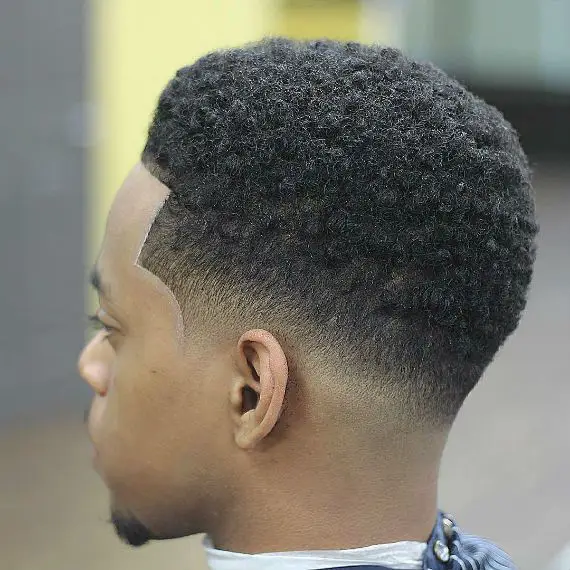 Corte curto com fade discreto