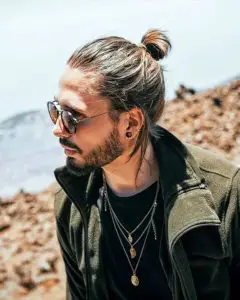 Instagram: @manbunlong