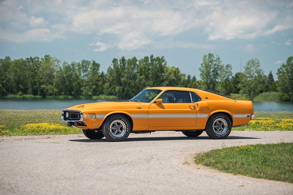 Mustang 68 Amarelo